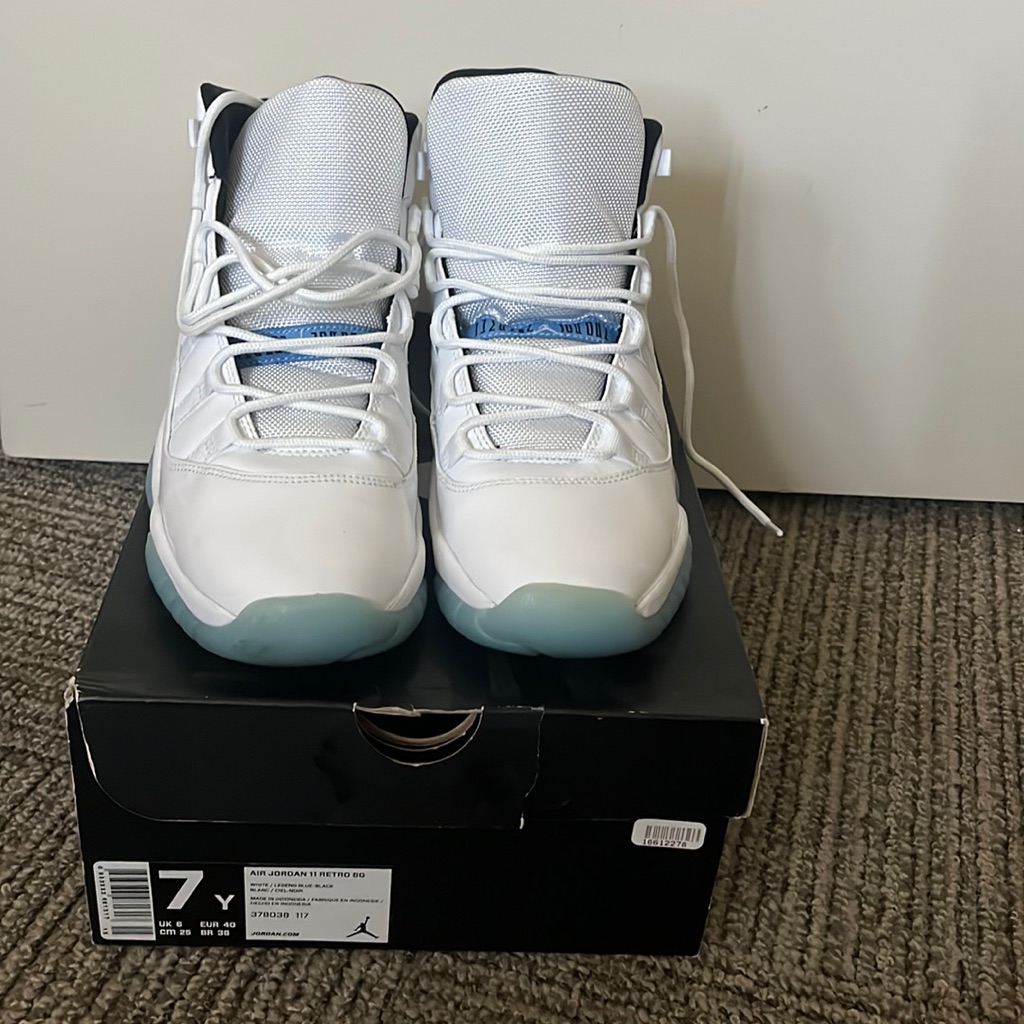 Air Jordan 11 Retro Legend Blue 7y